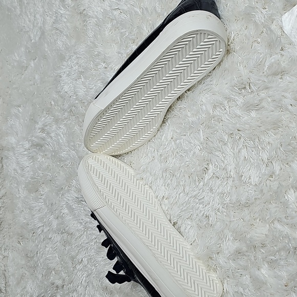 Justfab First-timer Platform Sneaker - Picture 6 of 8